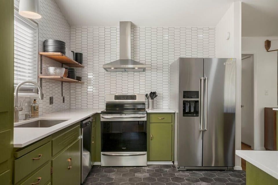 Modern kitchen equipped and stocked with your cooking needs!