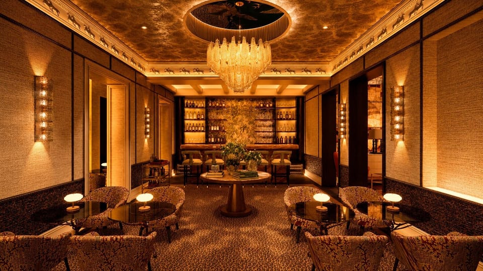 Cocktail bar