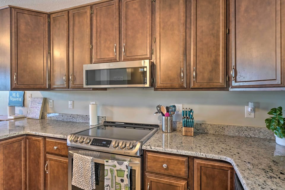 Kitchen | Microwave | Toaster | 2-In-1 Keurig & Drip Coffee Maker