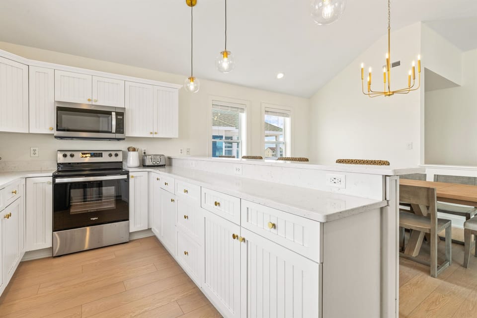 New quartz countertops and appliances