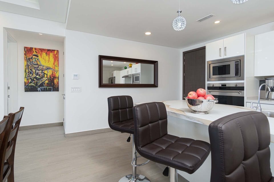 Kitchen barstools