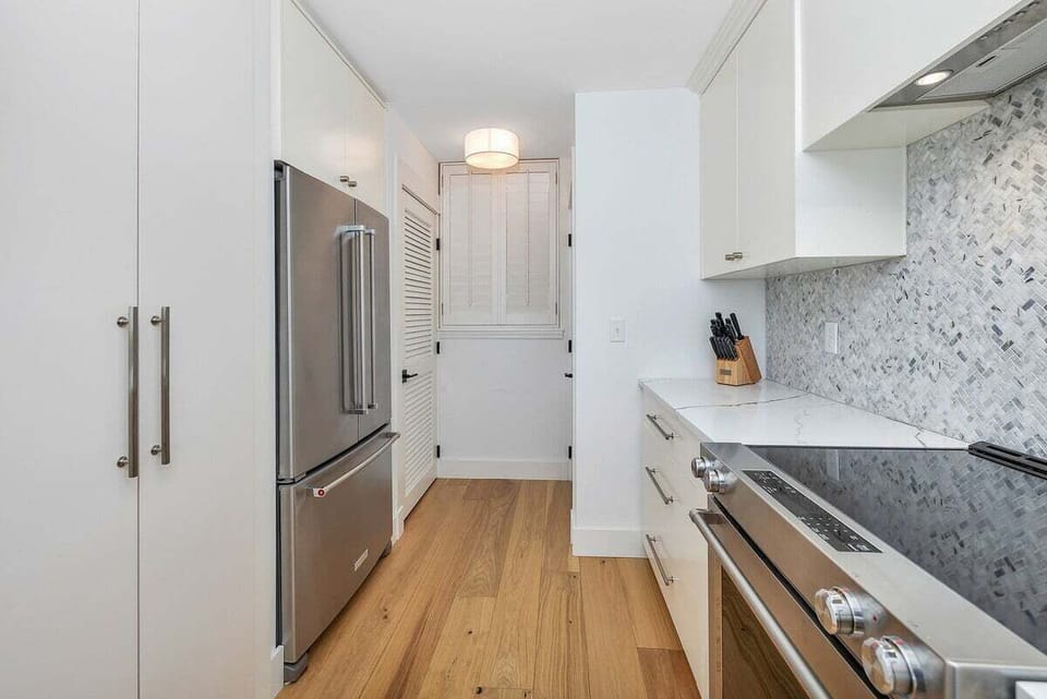 King and Prince 184 North Villas - Stunning Kitchen