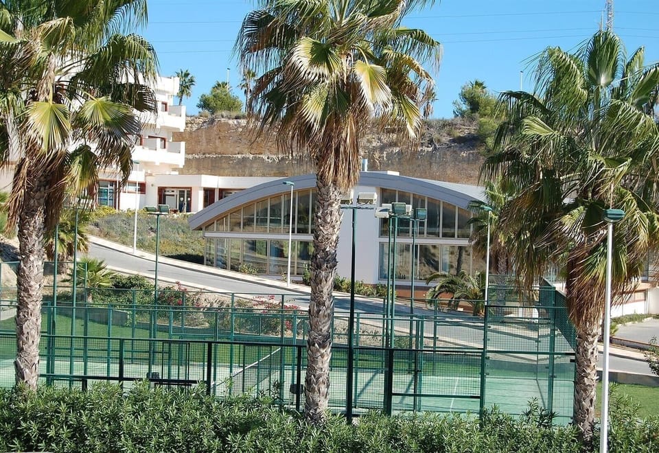 Sport court
