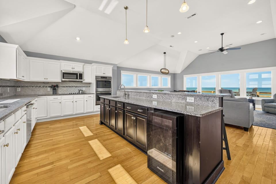 Third Level Full Kitchen