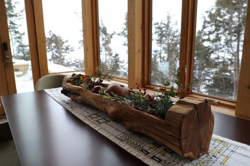 Kellys Seasonal arrangements