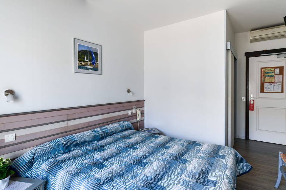 Double Room with terrace | Free WiFi, bed sheets