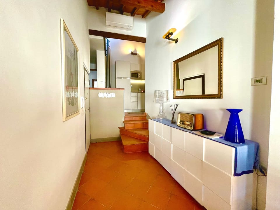 Charming two bedrooms Apartment in the very heart of Florence House in Florence