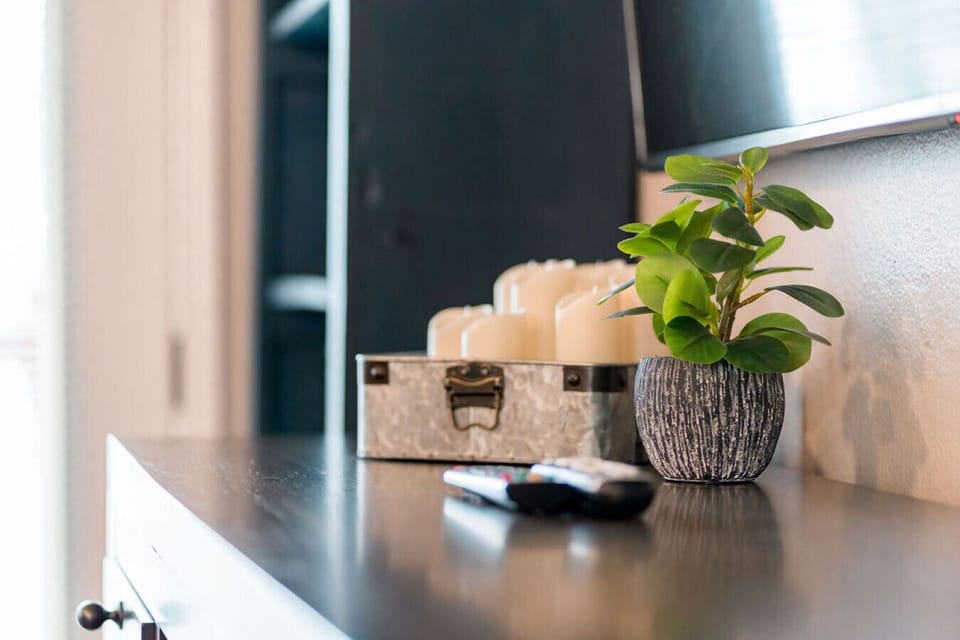 Flameless candles set a relaxing mood