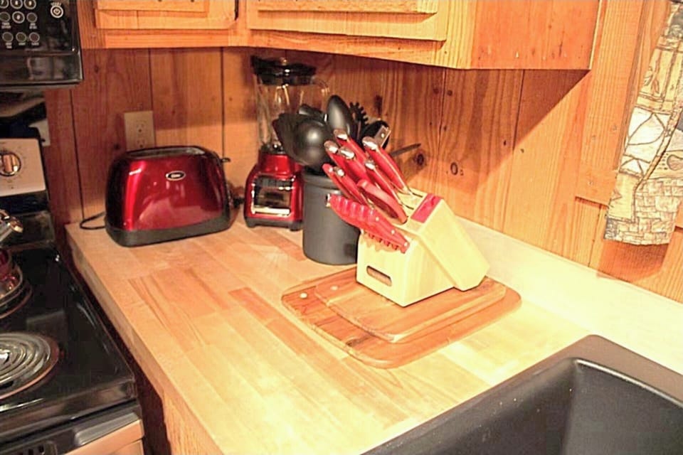 All kitchen convenience are provided 