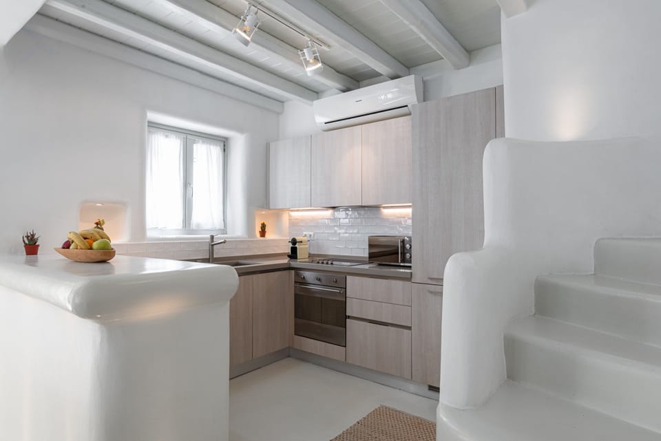Premium Villa | Private kitchen | Microwave, oven, dishwasher, espresso maker
