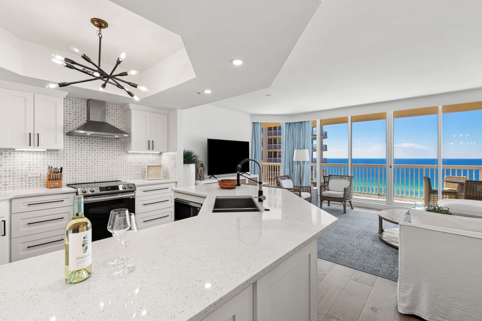 Kitchen with modern appliances - Enjoy Beachfront views as you cook!