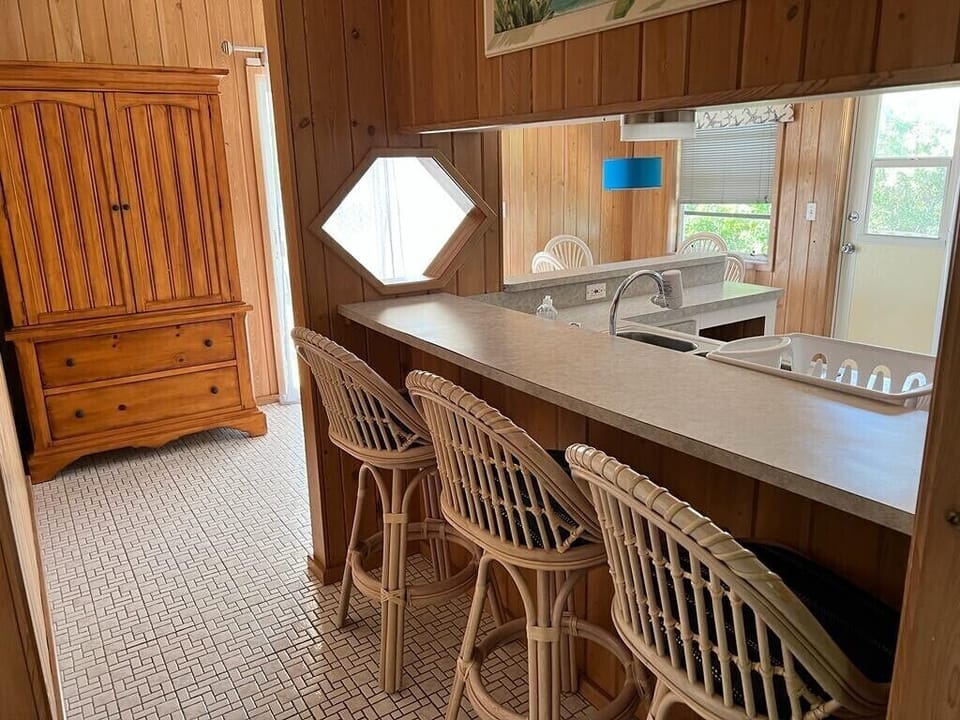 Breakfast Bar Seating