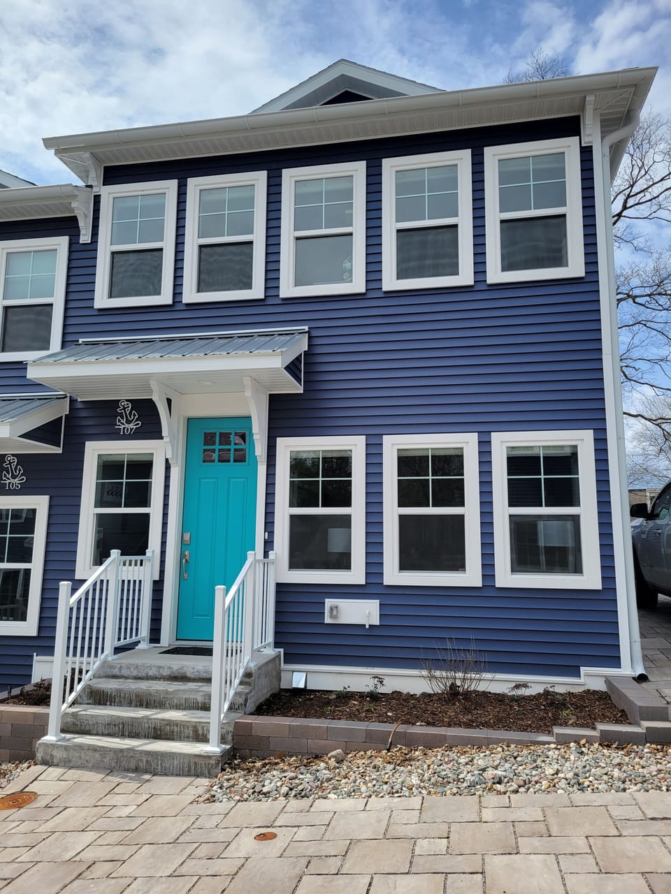 Front picture of townhouse