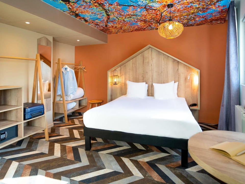 Superior Room, 1 Double Bed with Sofa bed (with Double Bed and Double Sofabed) | Desk, laptop workspace, soundproofing, free WiFi