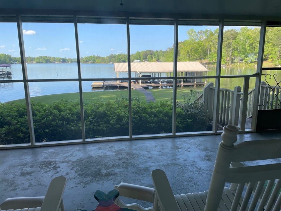Screened in porch