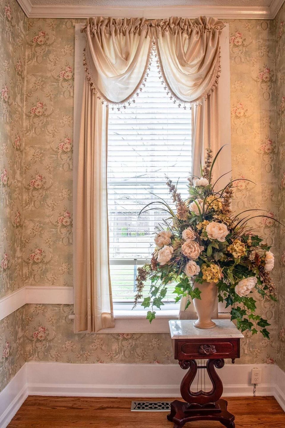 The Manor 1885 Altamont (1759)