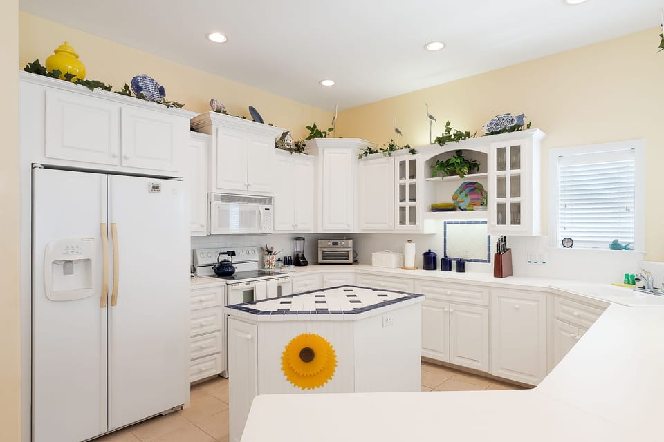 Fully equipped kitchen 2nd floor