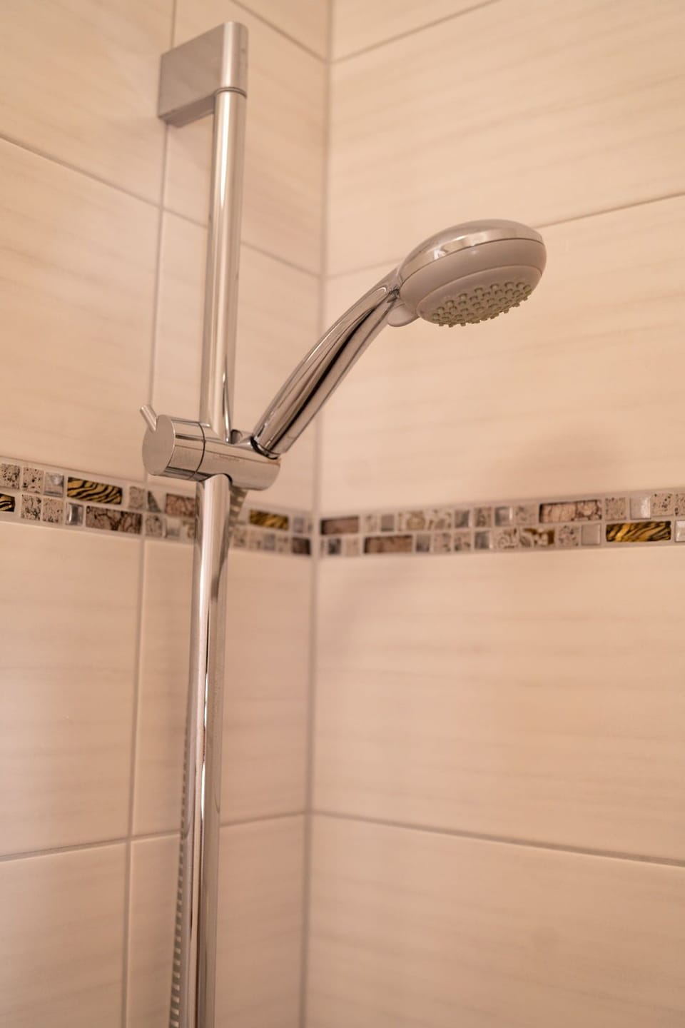 Basic Single Room | Soundproofing, free WiFi, bed sheets, wheelchair access