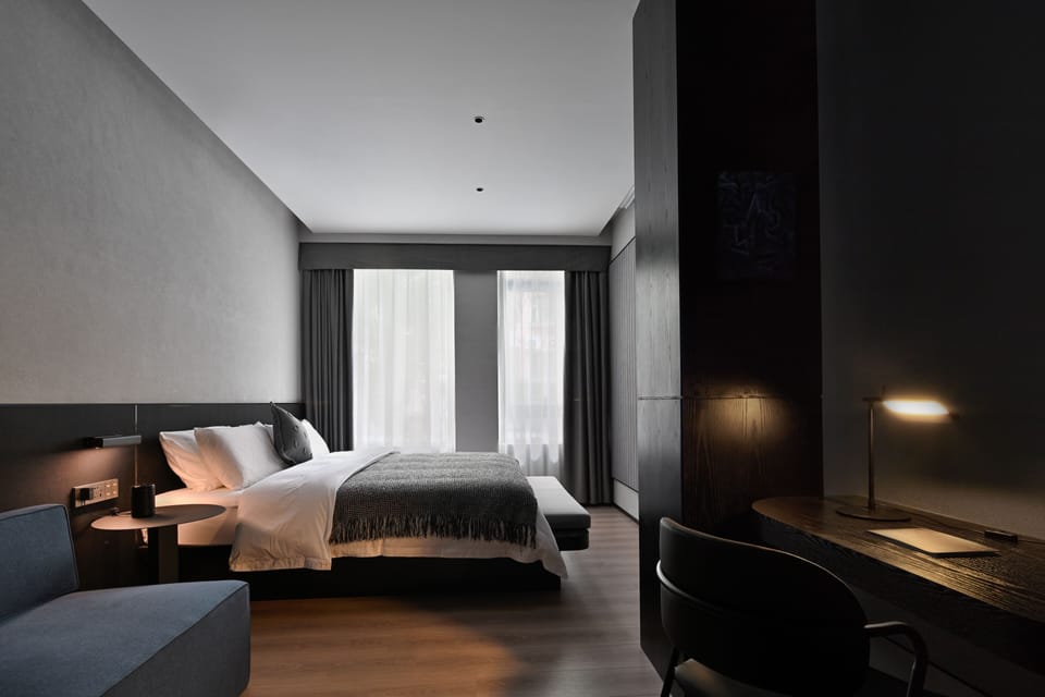 Comfort Double Room | Premium bedding, pillowtop beds, desk, laptop workspace