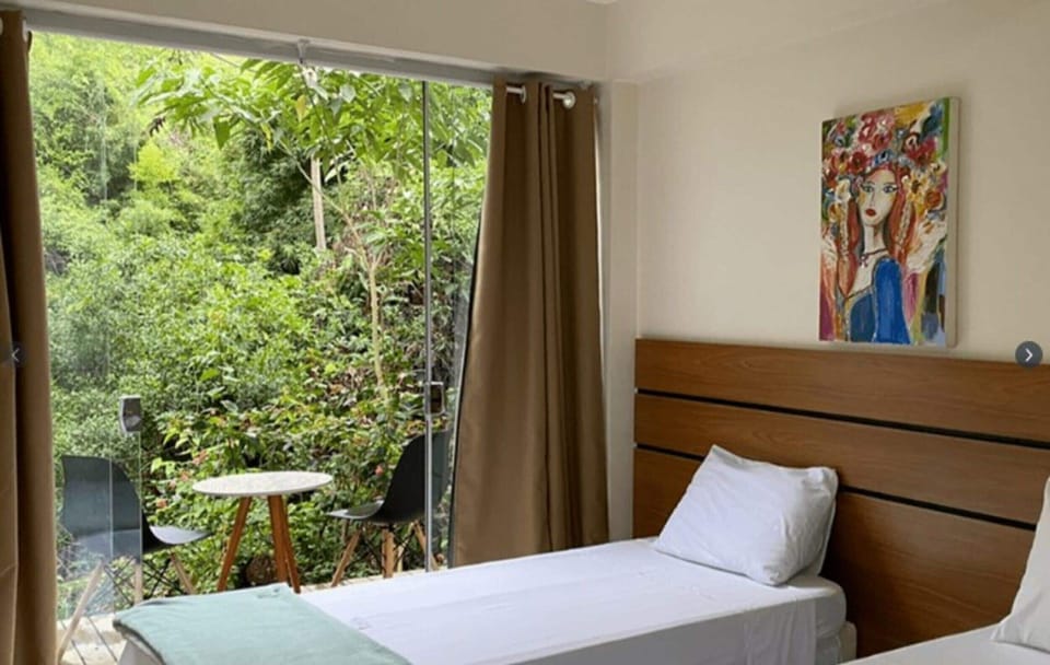 Standard Room | Minibar, laptop workspace, blackout drapes, bed sheets