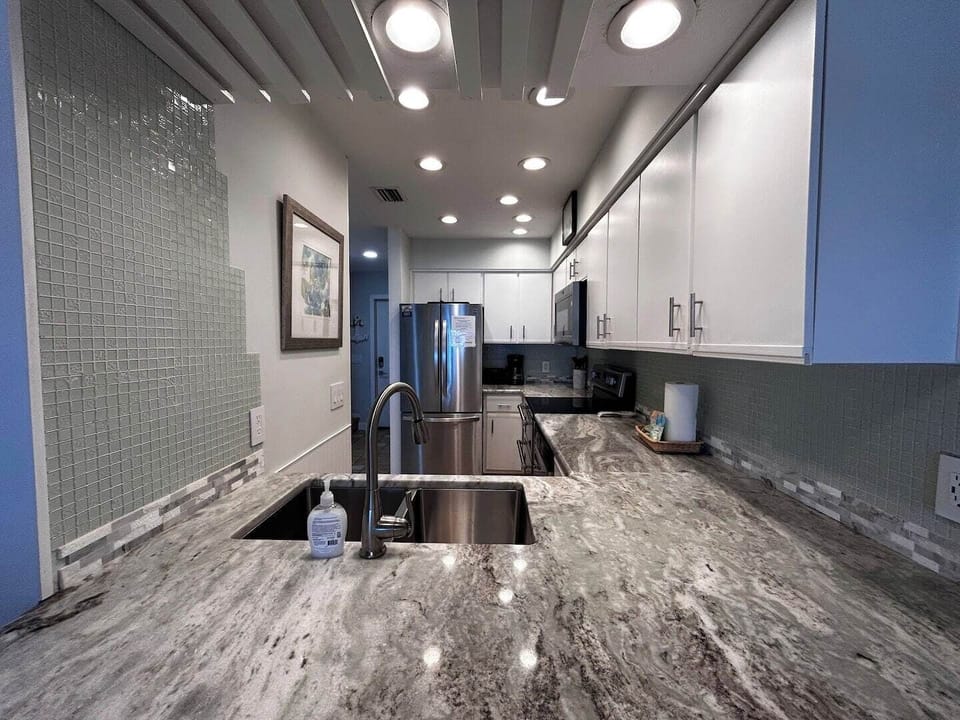 Kitchen with full sized appliances