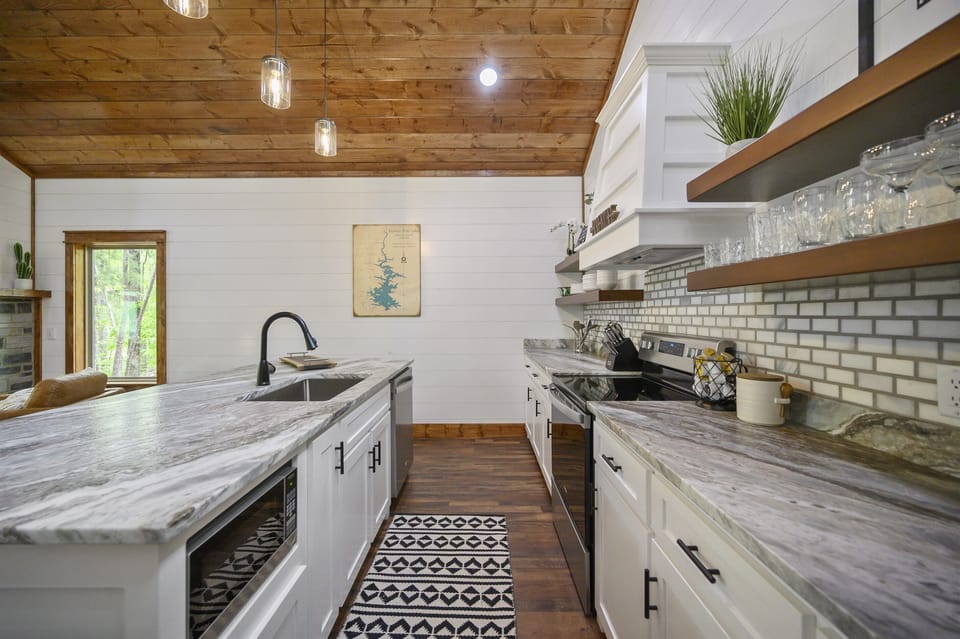 Plenty of space to prepare your favorite meals