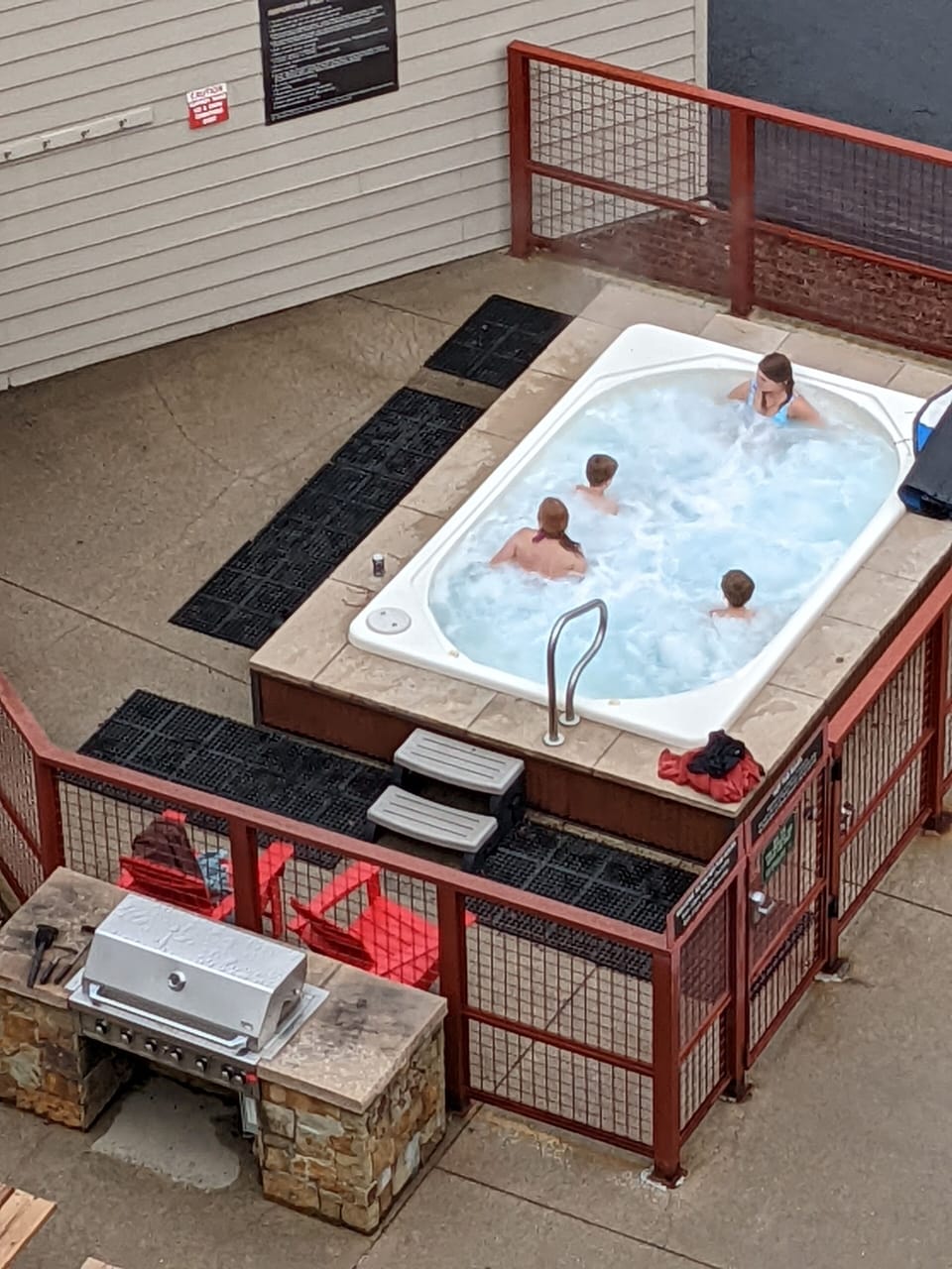 Outdoor hot tub