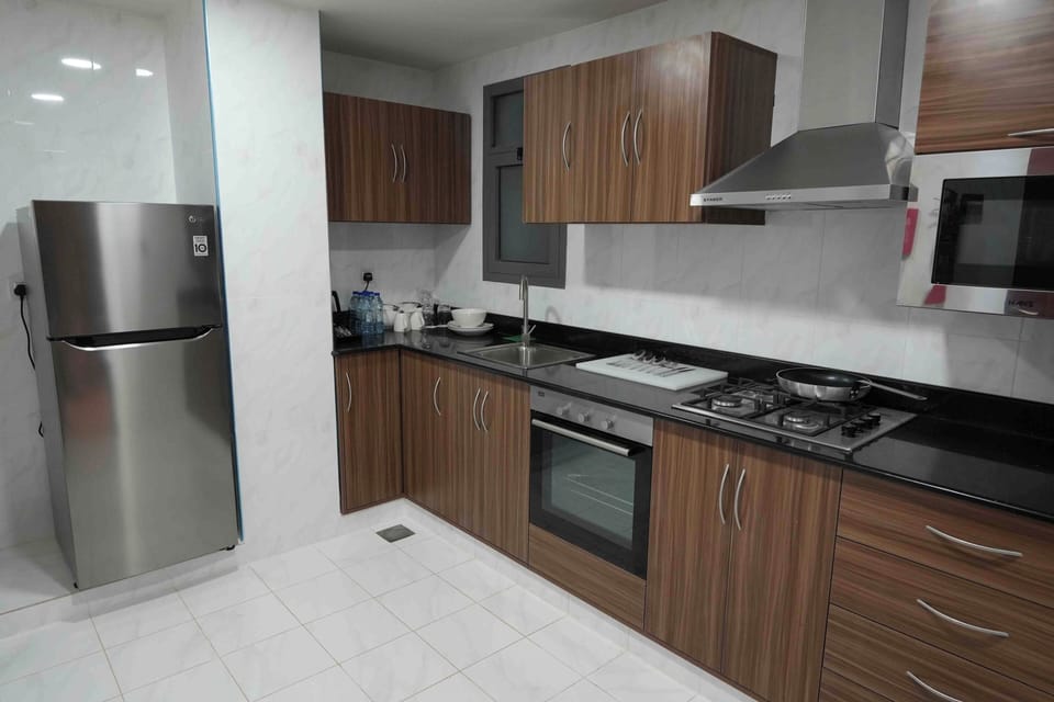 Executive Suite | Private kitchen | Electric kettle