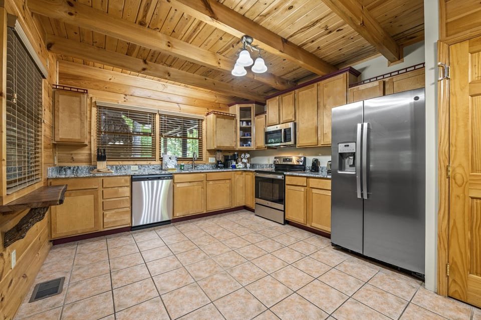 River Lodge Kitchen