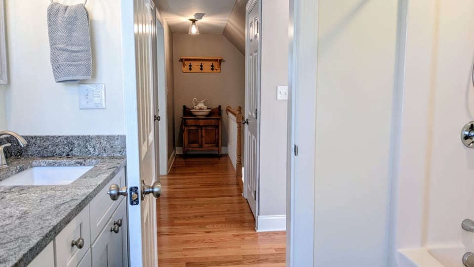 Full Bathroom - 2nd Fl