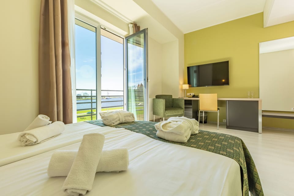 Superior Double or Twin Room | Free WiFi, bed sheets