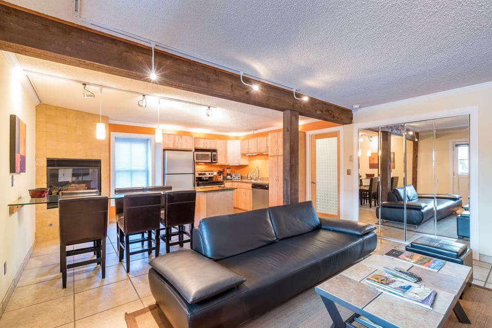 Living area.