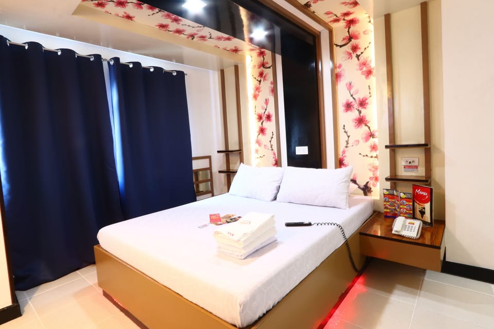 Executive Room (Executive Double Room) | Desk, free WiFi