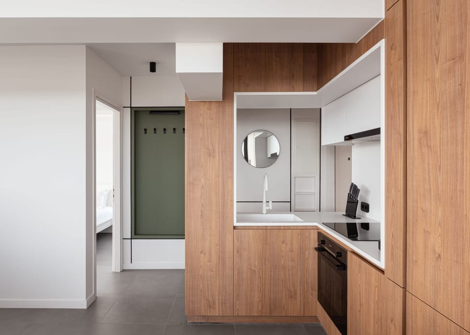 Signature Apartment, 1 Queen Bed with Sofa bed, Balcony, Sea View | Private kitchen | Full-size fridge, microwave, oven, stovetop