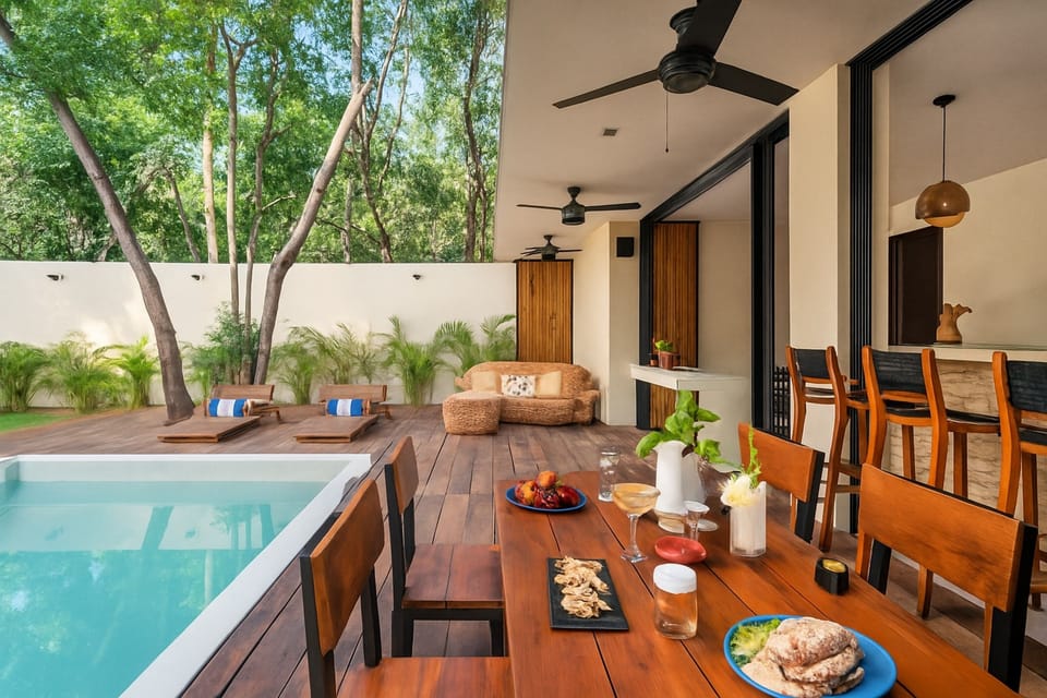 Outdoor dining