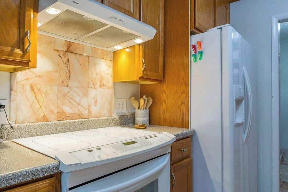 Stovetop details
