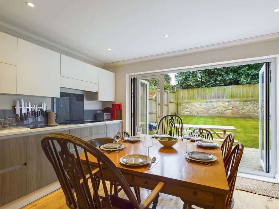 The social heart of the home: a dedicated dining area that comfortably seats your whole group.