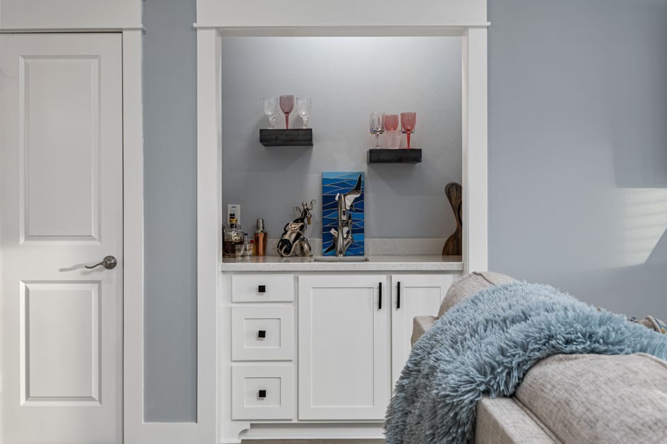 Coffee/wet bar with both Keurig and drip coffee maker.  