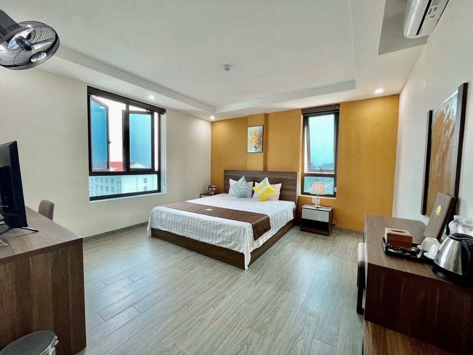 Family Double Room Single Use | Premium bedding, pillowtop beds, minibar, desk