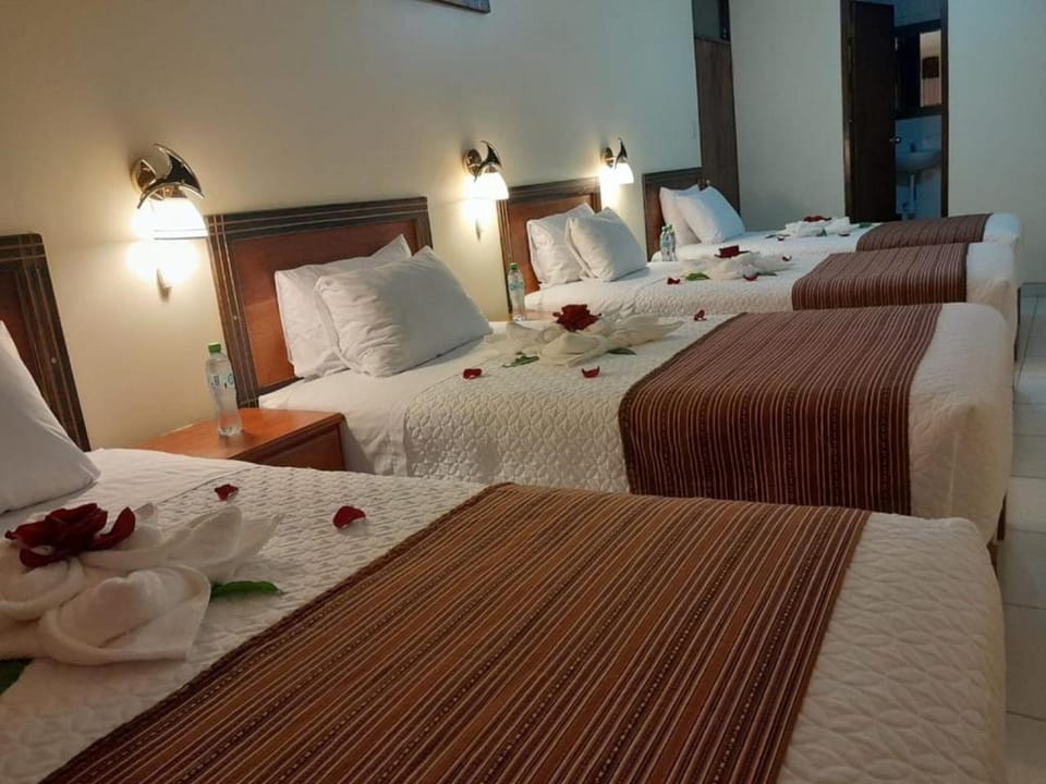 Standard Quadruple Room | Soundproofing, WiFi (free)