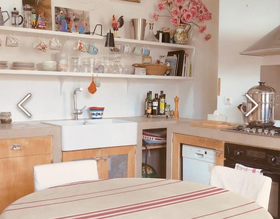 Spacious kitchen
