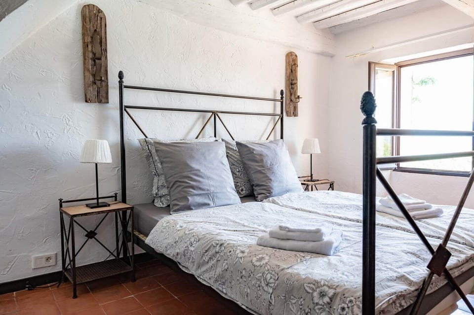 Deluxe Double Room | Select Comfort beds, individually decorated, travel crib, WiFi