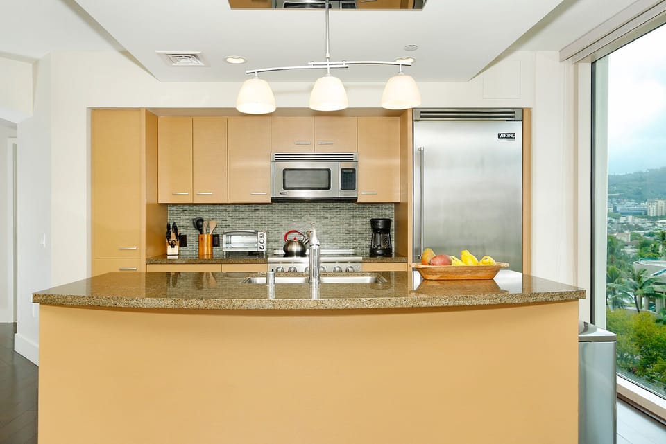 Full Kitchen with Top-of-the-Line Stainless Steel Appliances