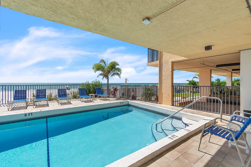 Heated Pool Onsite