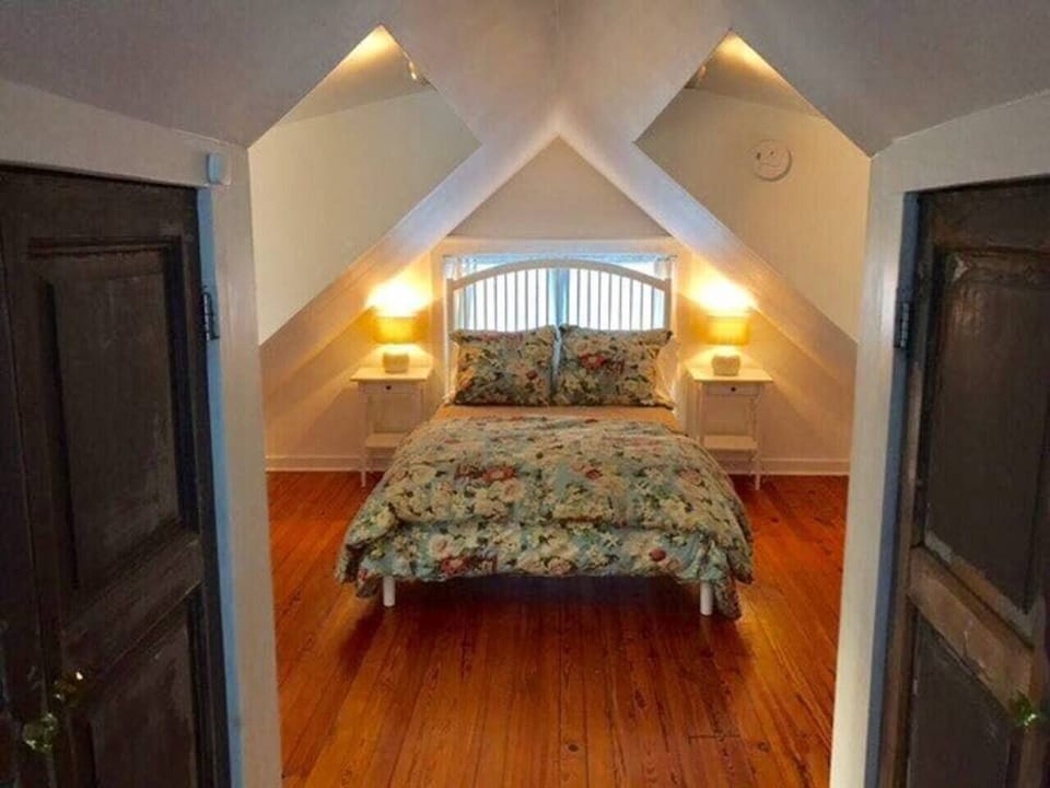 The cottage loft bedroom