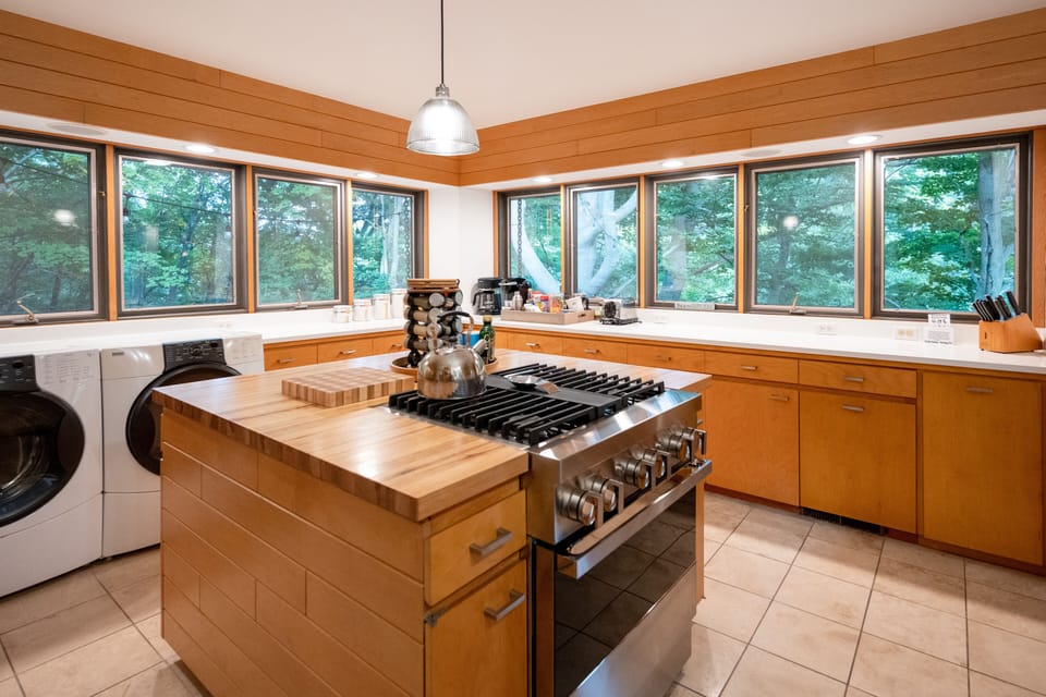 Fully Stocked Kitchen