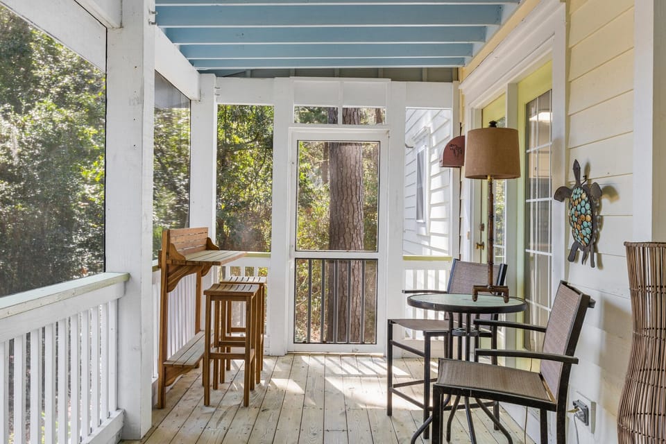 Outdoor Porch