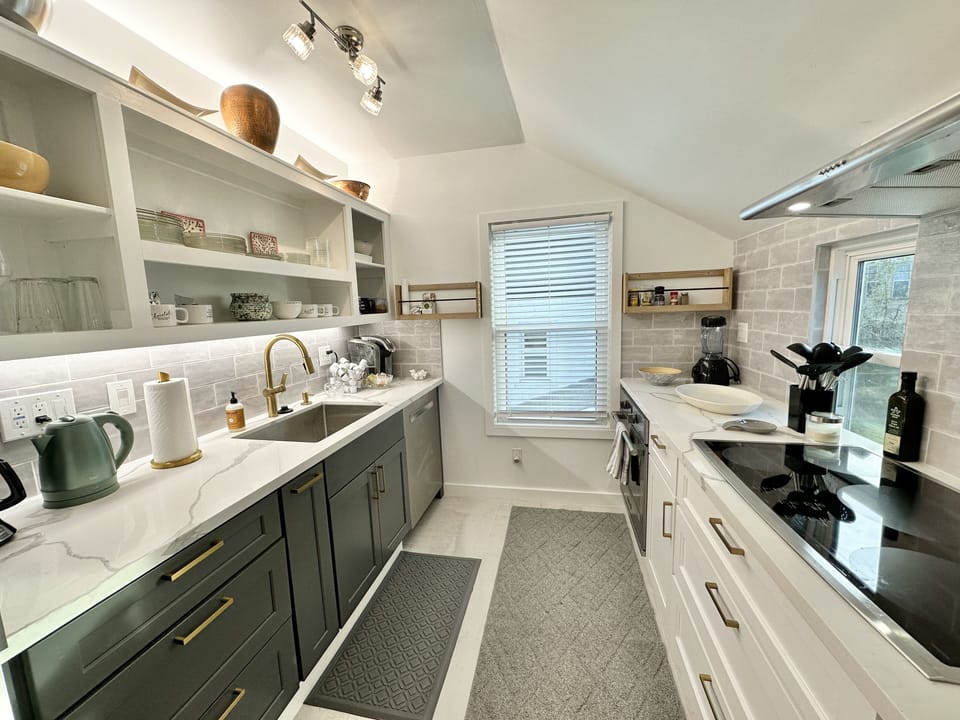 Perfect galley kitchen with built-in appliances