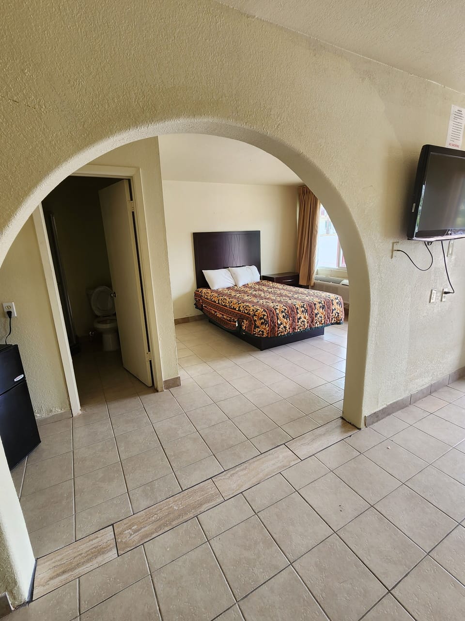 Room, 2 Queen Beds, Non Smoking | Free WiFi