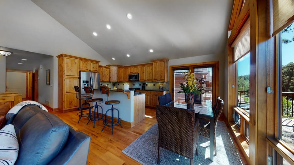 Great room space for gathering